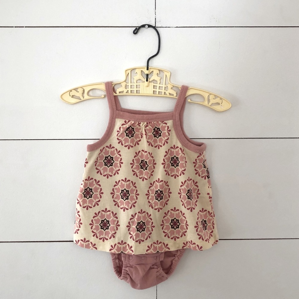Tea Collection (3-6 month) Romper